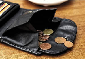 Кредит наличными без справок поможет пополнить пустой кошелек